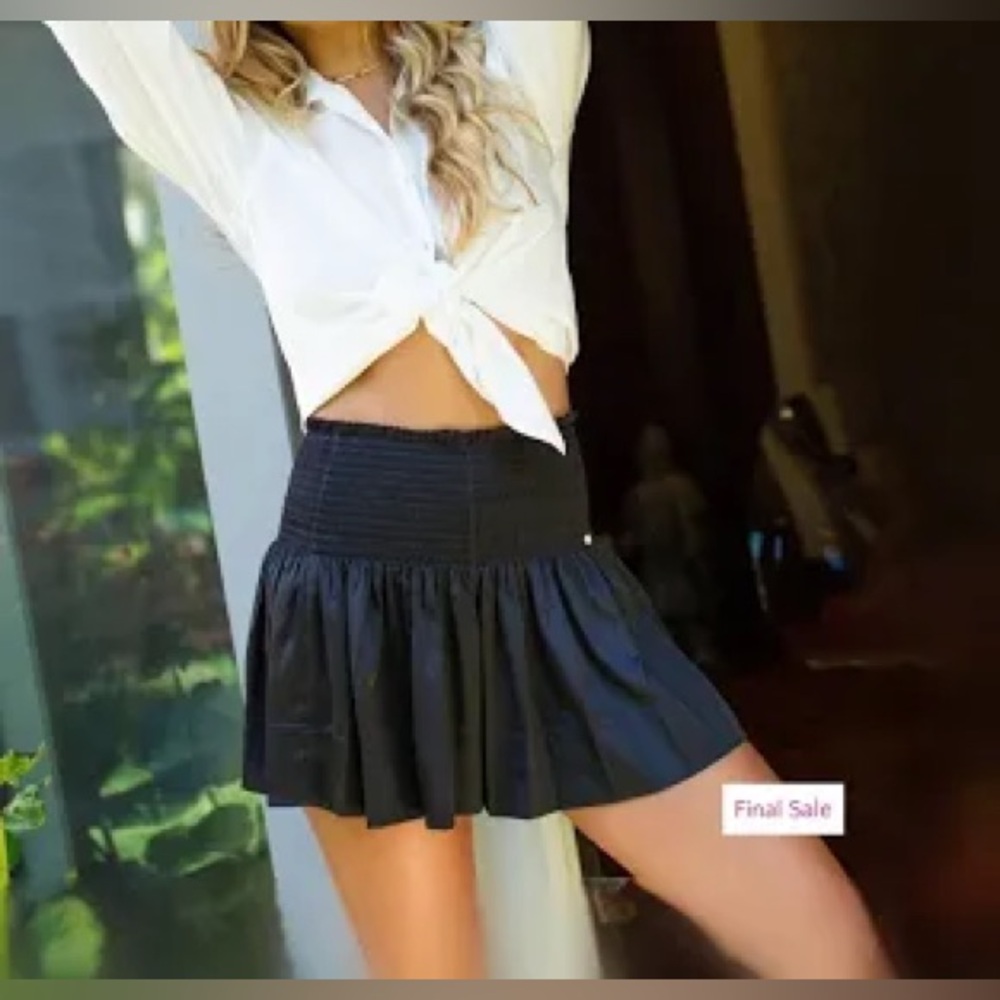 Natural life women’s black shorts
